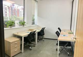 上海丰田考斯特内饰改装多少钱